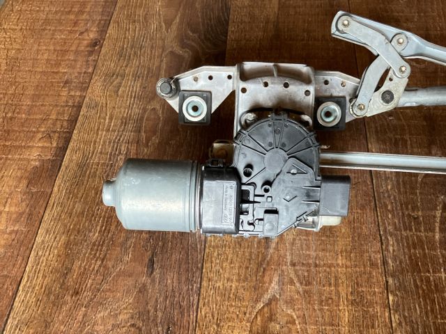 bontott FORD FOCUS C-MAX I Első Ablaktörlő Szerkezet Motorral