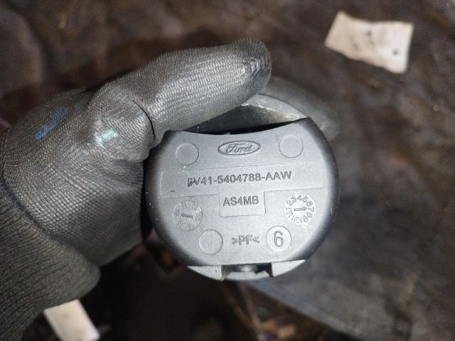 bontott FORD FOCUS C-MAX I Első Hamutartó