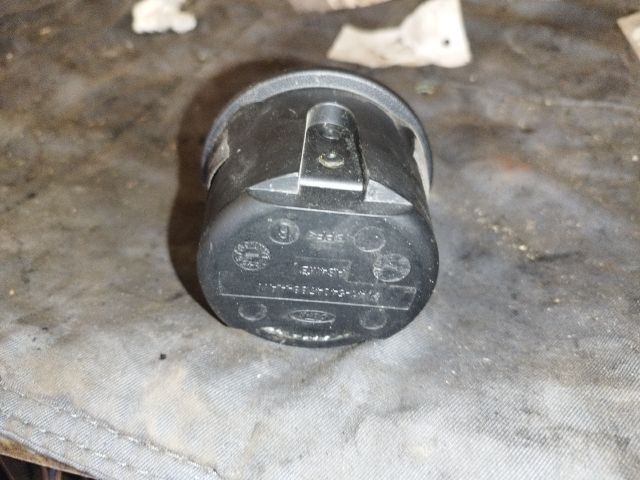 bontott FORD FOCUS C-MAX I Első Hamutartó