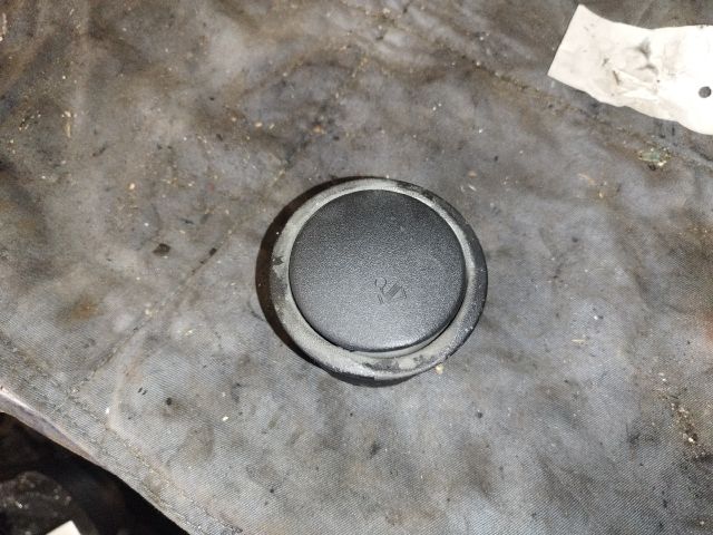 bontott FORD FOCUS C-MAX I Első Hamutartó