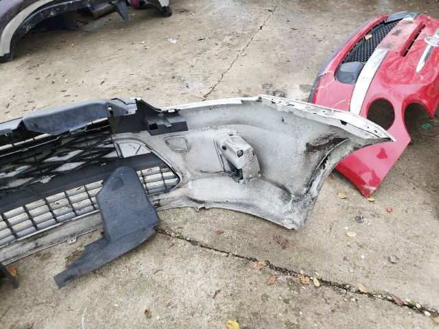 bontott FORD FOCUS C-MAX I Első Lökhárító (Részeivel)