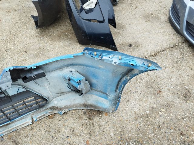 bontott FORD FOCUS C-MAX I Első Lökhárító (Részeivel)