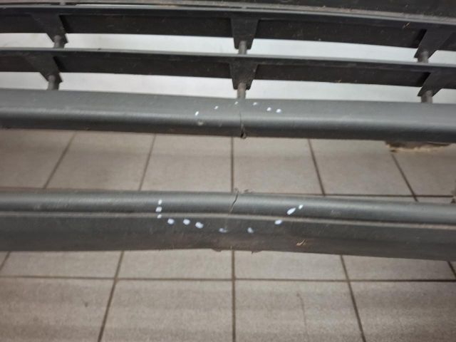 bontott FORD FOCUS C-MAX I Első Lökhárító (Üresen)