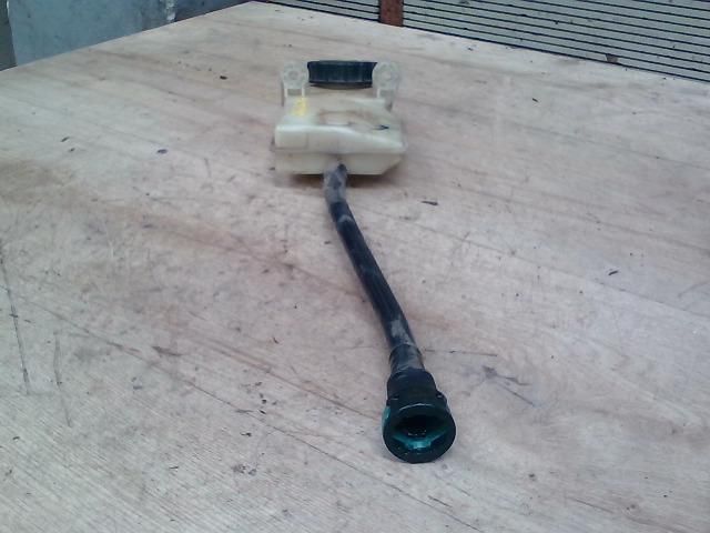 bontott FORD FOCUS C-MAX I Fékfolyadék Tartály