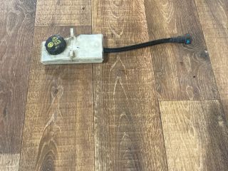 bontott FORD FOCUS C-MAX I Fékfolyadék Tartály