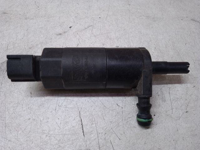 bontott FORD FOCUS C-MAX I Fényszórómosó Szivattyú