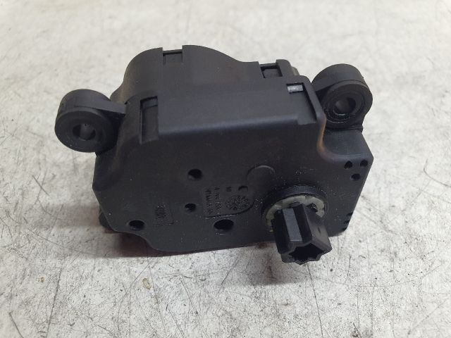 bontott FORD FOCUS C-MAX I Fűtés Állító Motor