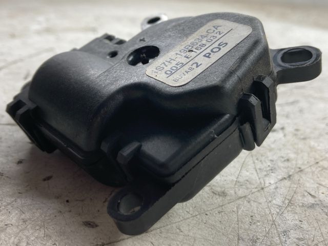 bontott FORD FOCUS C-MAX I Fűtés Állító Motor