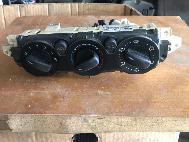bontott FORD FOCUS C-MAX I Fűtéskapcsoló (manuális klímás)
