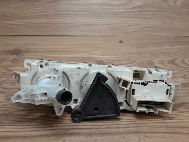 bontott FORD FOCUS C-MAX I Fűtéskapcsoló (manuális klímás)