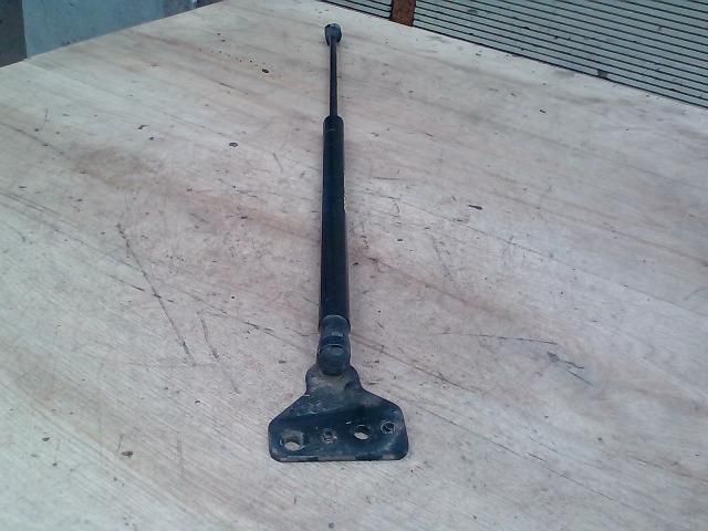 bontott FORD FOCUS C-MAX I Gázrugós Kitámasztó Teleszkóp Csomagtérajtó Bal