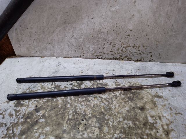 bontott FORD FOCUS C-MAX I Gázrugós Kitámasztó Teleszkóp Pár Csomagtérajtó