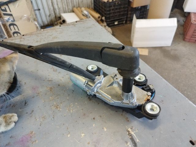 bontott FORD FOCUS C-MAX I Hátsó Ablaktörlő Motor