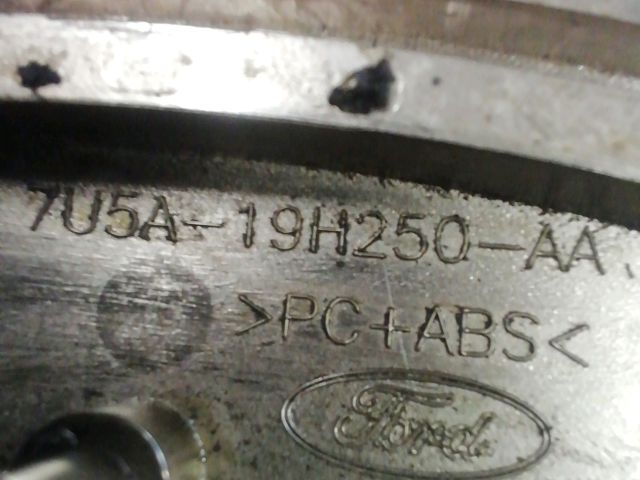 bontott FORD FOCUS C-MAX I Hátsó Embléma