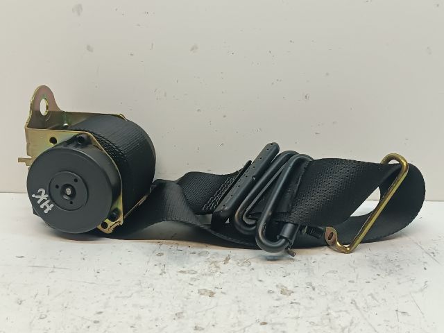 bontott FORD FOCUS C-MAX I Hátsó középső Biztonsági Öv