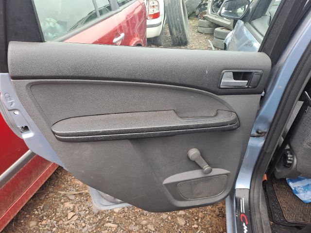 bontott FORD FOCUS C-MAX I Hátsó középső Fejtámla