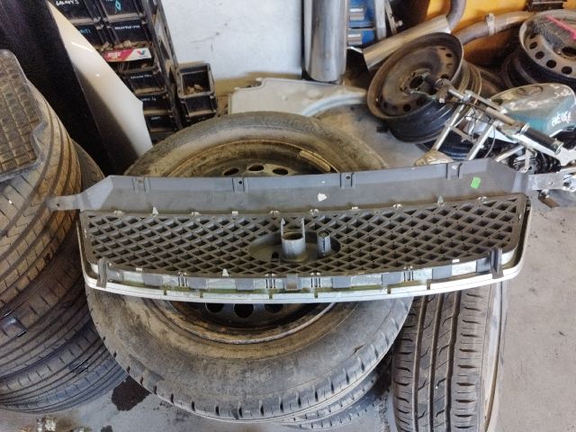 bontott FORD FOCUS C-MAX I Hűtőrács