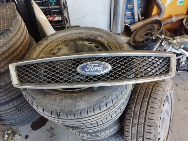 bontott FORD FOCUS C-MAX I Hűtőrács