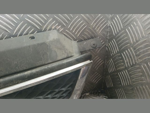 bontott FORD FOCUS C-MAX I Hűtőrács