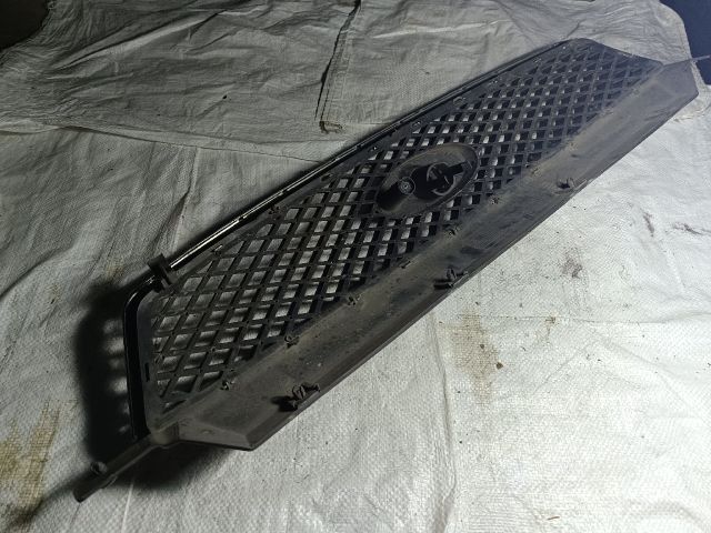 bontott FORD FOCUS C-MAX I Hűtőrács