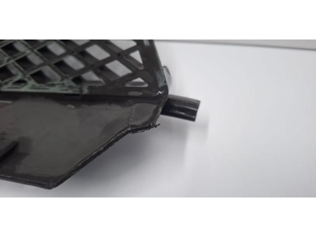 bontott FORD FOCUS C-MAX I Hűtőrács