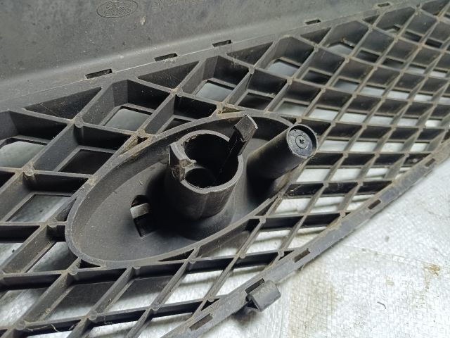 bontott FORD FOCUS C-MAX I Hűtőrács