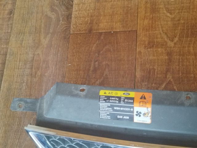 bontott FORD FOCUS C-MAX I Hűtőrács