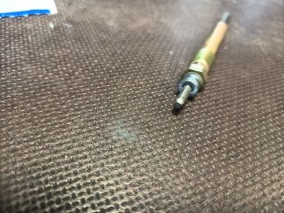 bontott FORD FOCUS C-MAX I Izzító/Gyújtó Gyertya