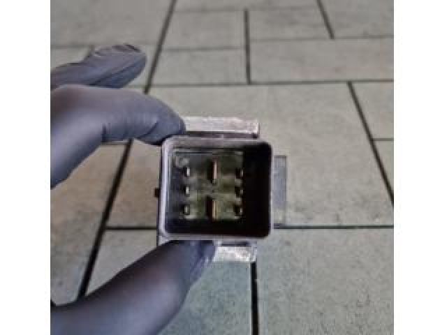 bontott FORD FOCUS C-MAX I Izzító Relé