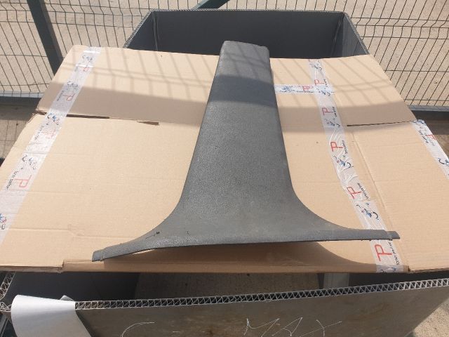 bontott FORD FOCUS C-MAX I Jobb B Oszlop Burkolat