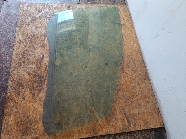 bontott FORD FOCUS C-MAX I Jobb első Ablak