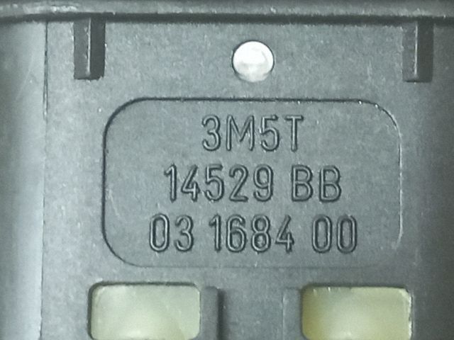 bontott FORD FOCUS C-MAX I Jobb első Ablakemelő Kapcsoló