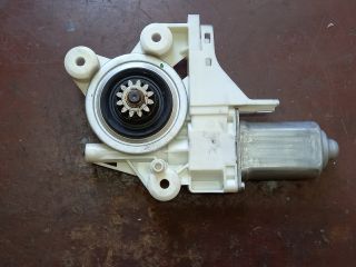 bontott FORD FOCUS C-MAX I Jobb első Ablakemelő Motor