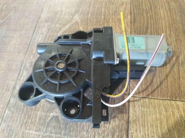 bontott FORD FOCUS C-MAX I Jobb első Ablakemelő Motor