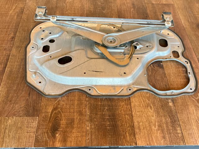 bontott FORD FOCUS C-MAX I Jobb első Ablakemelő Szerkezet (Elektromos)