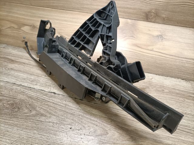 bontott FORD FOCUS C-MAX I Jobb első Ajtózár