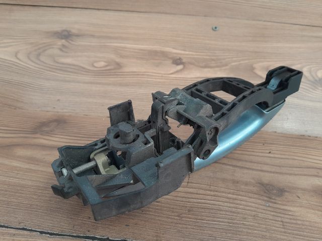 bontott FORD FOCUS C-MAX I Jobb első Külső Kilincs