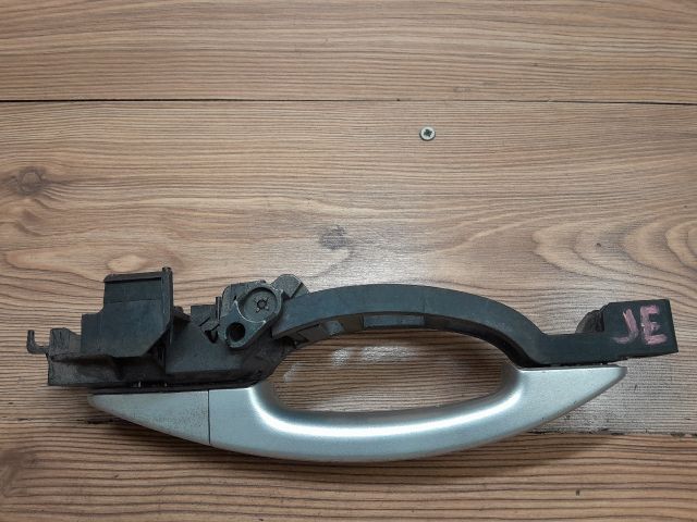 bontott FORD FOCUS C-MAX I Jobb első Külső Kilincs