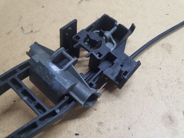 bontott FORD FOCUS C-MAX I Jobb első Külső Kilincsfészek