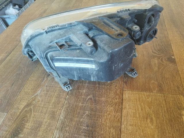 bontott FORD FOCUS C-MAX I Jobb Fényszóró