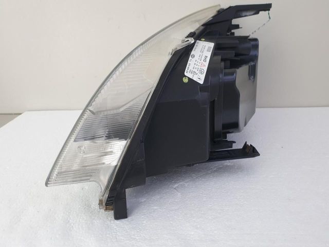 bontott FORD FOCUS C-MAX I Jobb Fényszóró