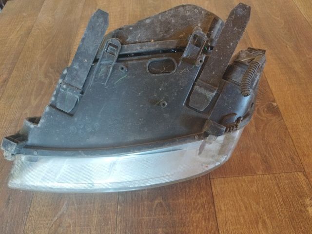 bontott FORD FOCUS C-MAX I Jobb Fényszóró