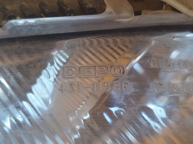 bontott FORD FOCUS C-MAX I Jobb Fényszóró