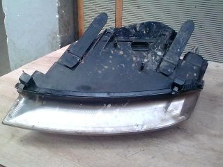 bontott FORD FOCUS C-MAX I Jobb Fényszóró