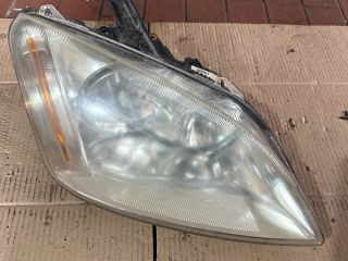 bontott FORD FOCUS C-MAX I Jobb Fényszóró