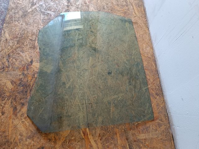 bontott FORD FOCUS C-MAX I Jobb hátsó Ablak