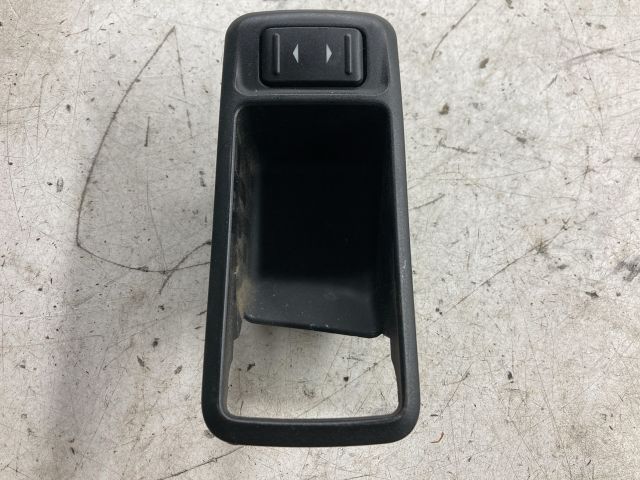 bontott FORD FOCUS C-MAX I Jobb hátsó Ablakemelő Kapcsoló