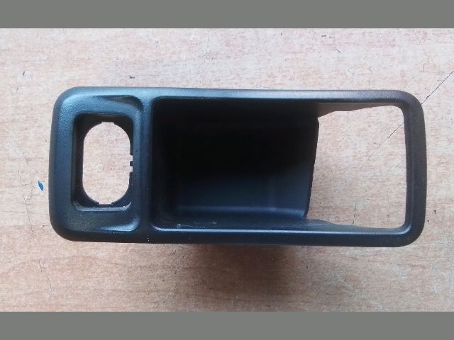 bontott FORD FOCUS C-MAX I Jobb hátsó Ablakemelő Kapcsoló