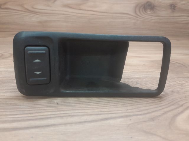 bontott FORD FOCUS C-MAX I Jobb hátsó Ablakemelő Kapcsoló