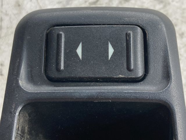 bontott FORD FOCUS C-MAX I Jobb hátsó Ablakemelő Kapcsoló